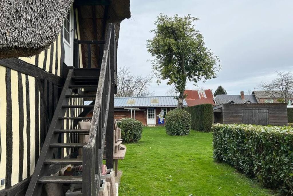 Chaumiere De Charme Cosy Vila Saint-Éloi-de-Fourques Exterior foto